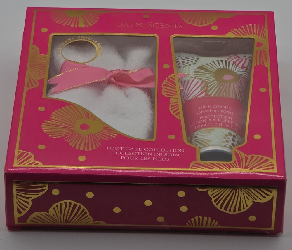 Bath Scents Pink Peony Pivoine Rose Foot Care Gift Set 100 ml White Plush Socks